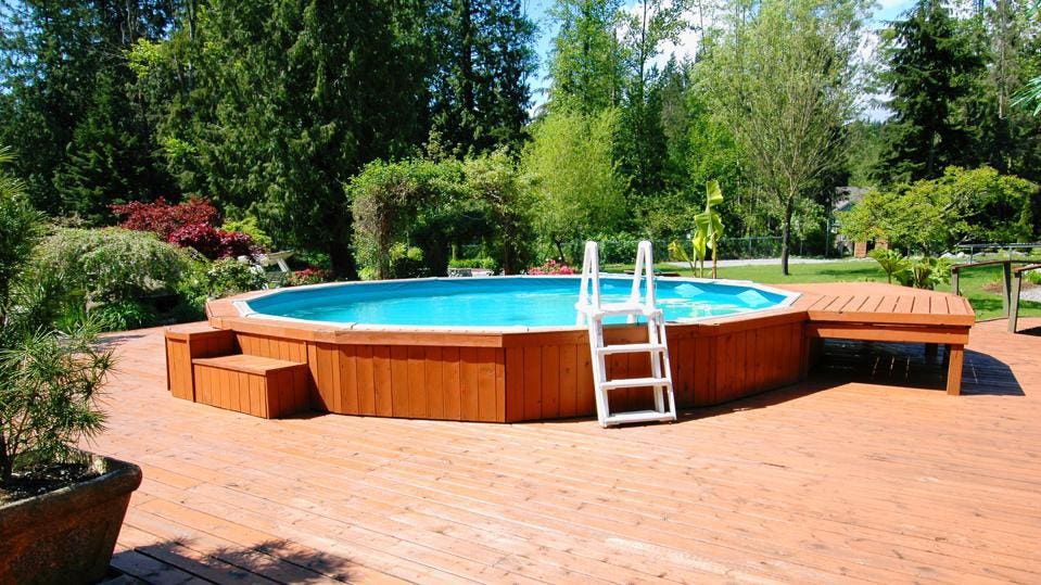 Exploring The Latest Trends In Above Ground Pool Design