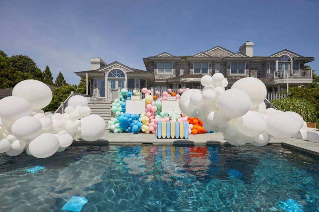 Summer Delight: Hosting The Perfect Pool Party In Your Above Ground Pool